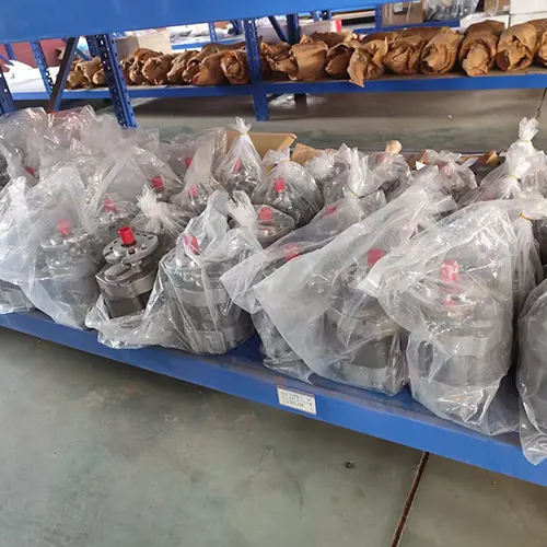 251265-dana-spicer-charging-pump-05